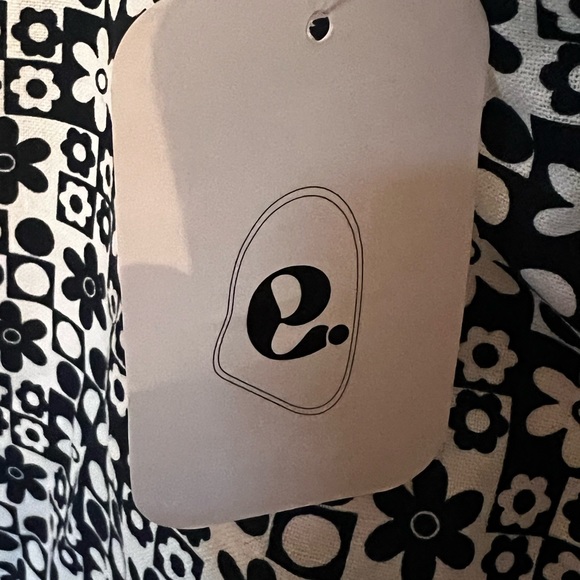 NWT Vintage Look Elodie Mini Skirt, Navy Floral, XL - Picture 7 of 7